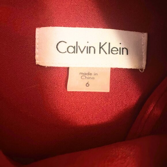 ๐ฅ Calvin Klein Red Sleeveless Zip-Back Sheath Dress โ Size 6 | Keyhole Neckline - Picture 9 of 10